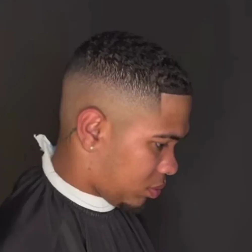 Skin fade hecho en Jowel Barber Studio, barbería en L'Hospitalet